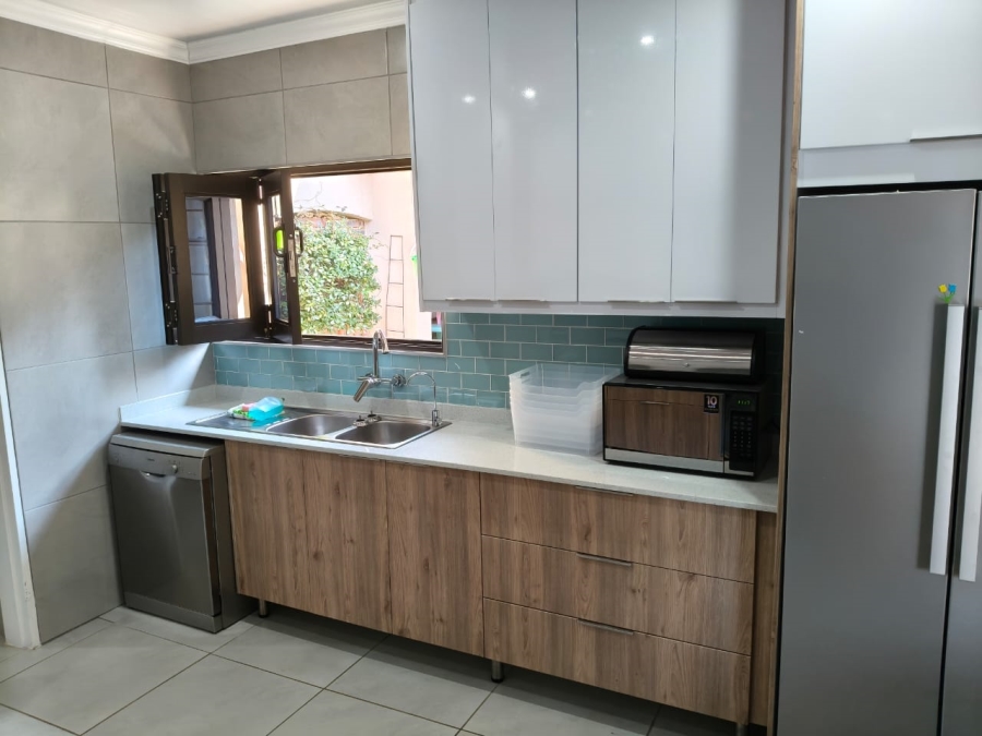 3 Bedroom Property for Sale in Safari Gardens North West